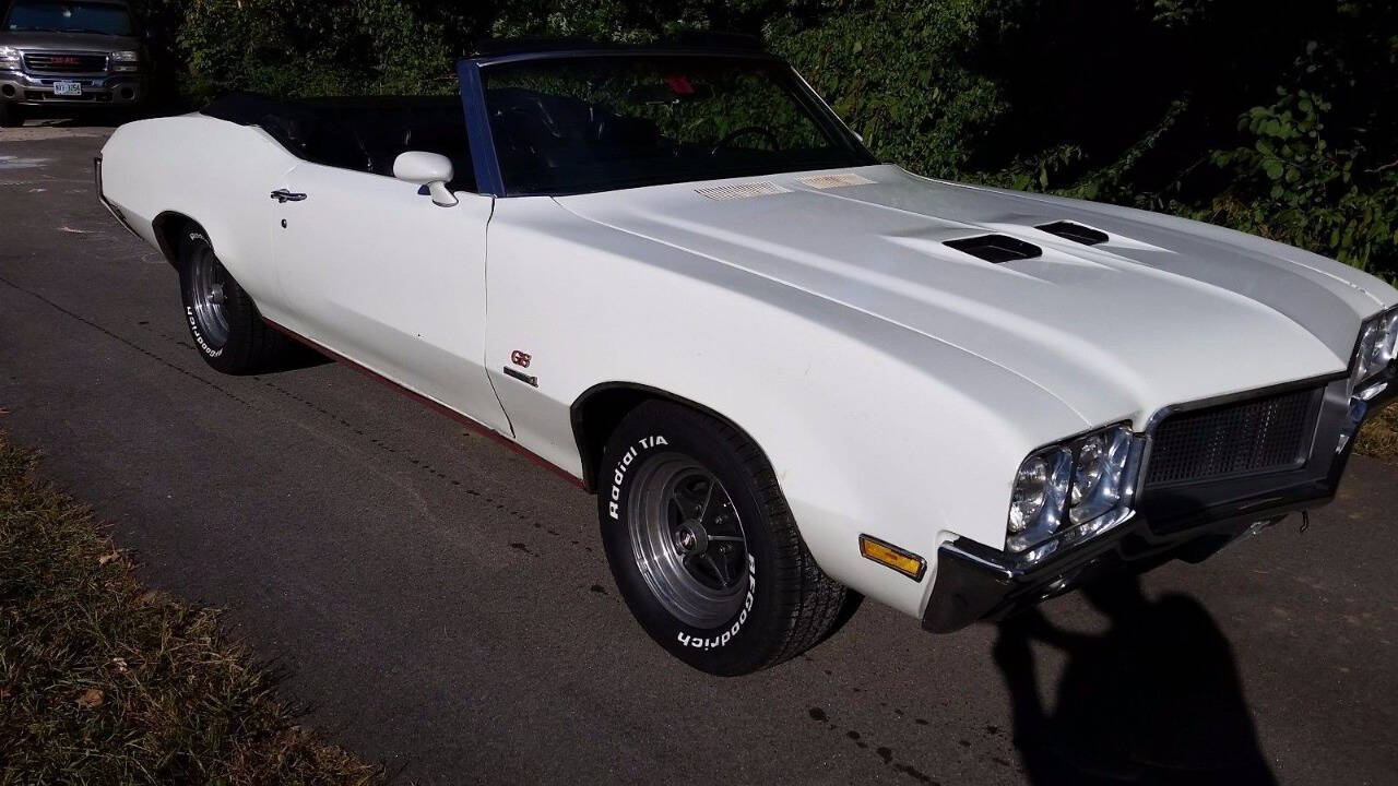 Buick-Gran-sport-1970-Off-White-Black