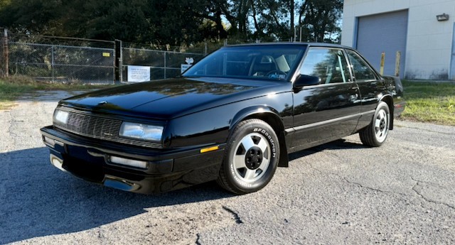 Buick-LeSabre-1988-T-Type-Coupe-Black