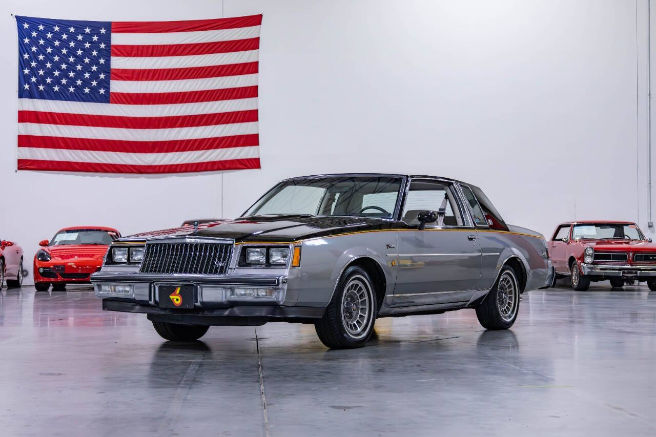 Buick-Regal-1983-BlackGrey-Gray