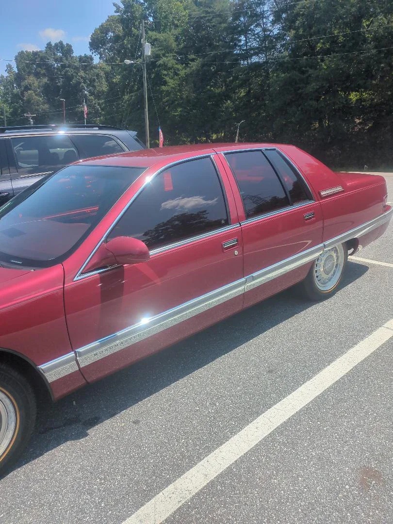 Buick-Roadmaster-limited-sedan-1995-Red-Red