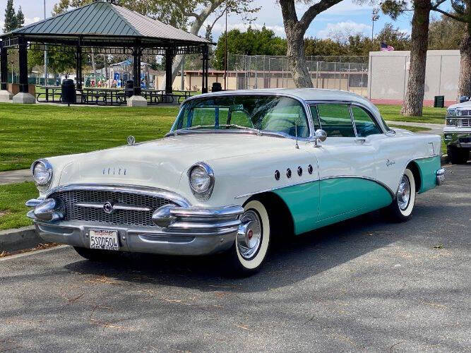 Buick-Super-riviera-1955-GreenWhite
