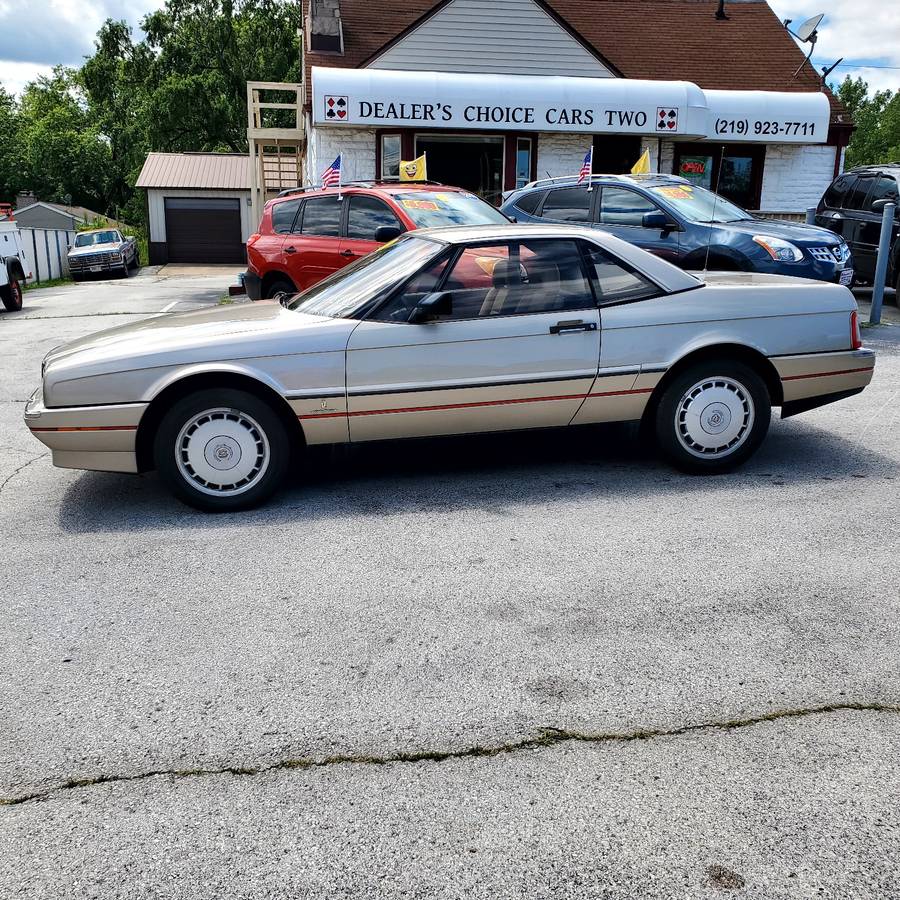 Cadillac-Allante-1990 Cadillac-Allante-1990
