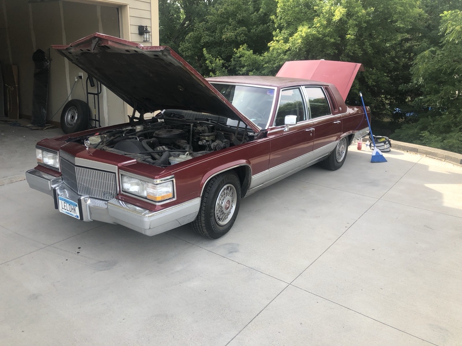 Cadillac Brougham 1991