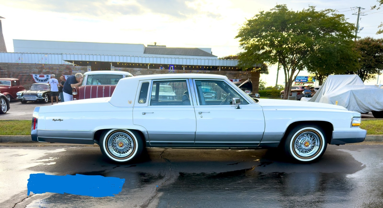 Cadillac-Brougham-1992-Sedan-Gray