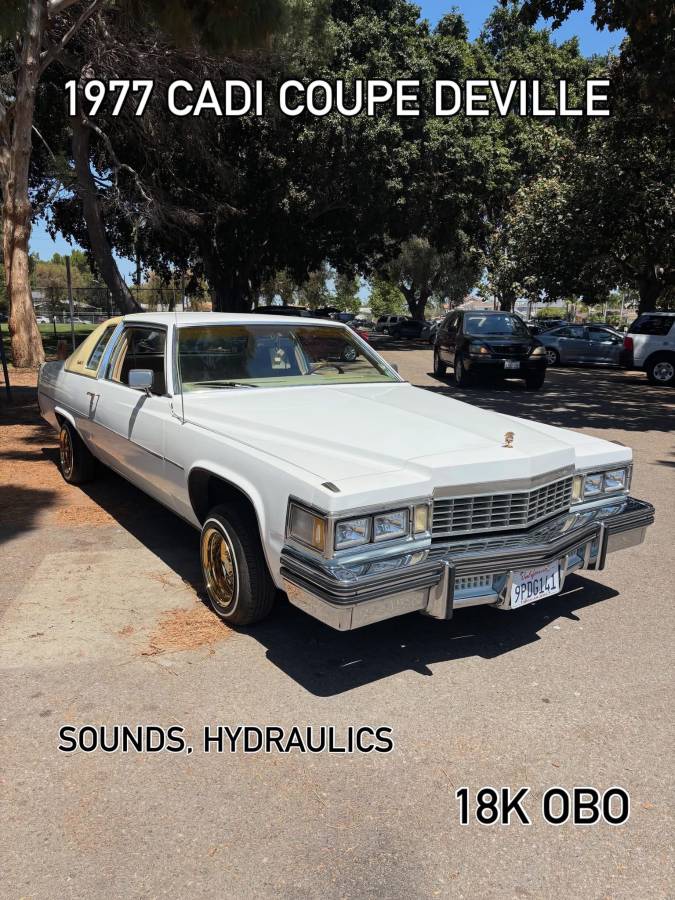 Cadillac-Coupe-deville-1977-white