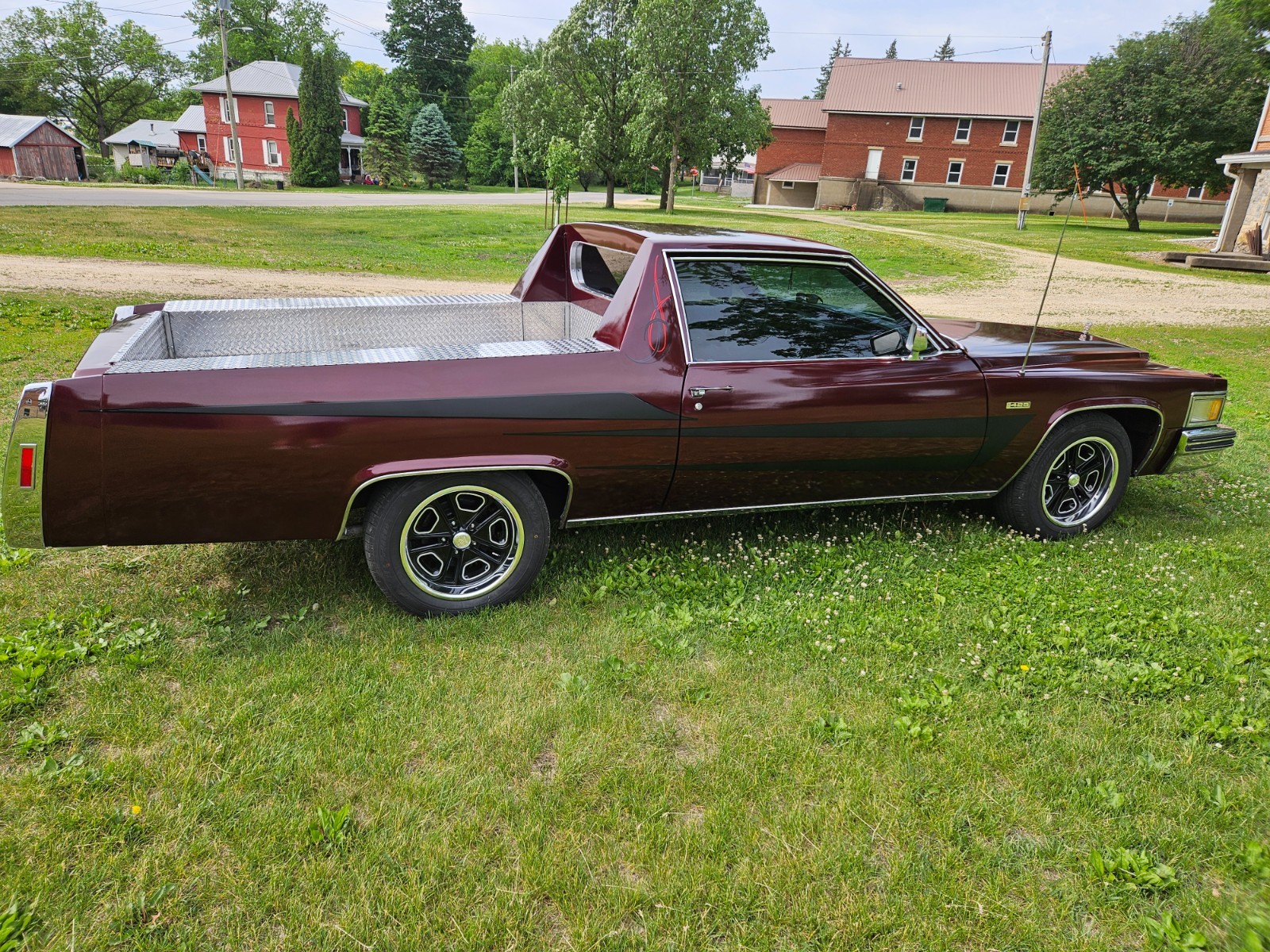 Cadillac-DeVille-1979-Coupe-Gray