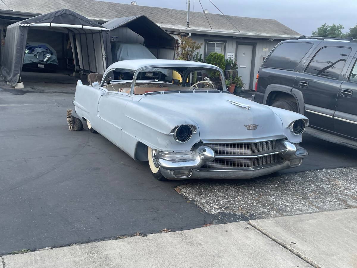 Cadillac-Deville-1956