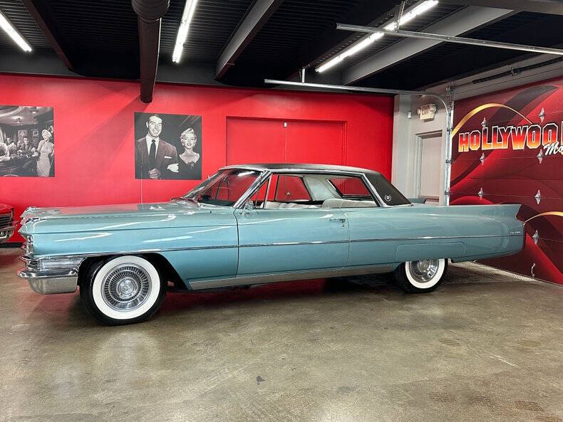 Cadillac-Deville-1963-Torino-Turquoise-White
