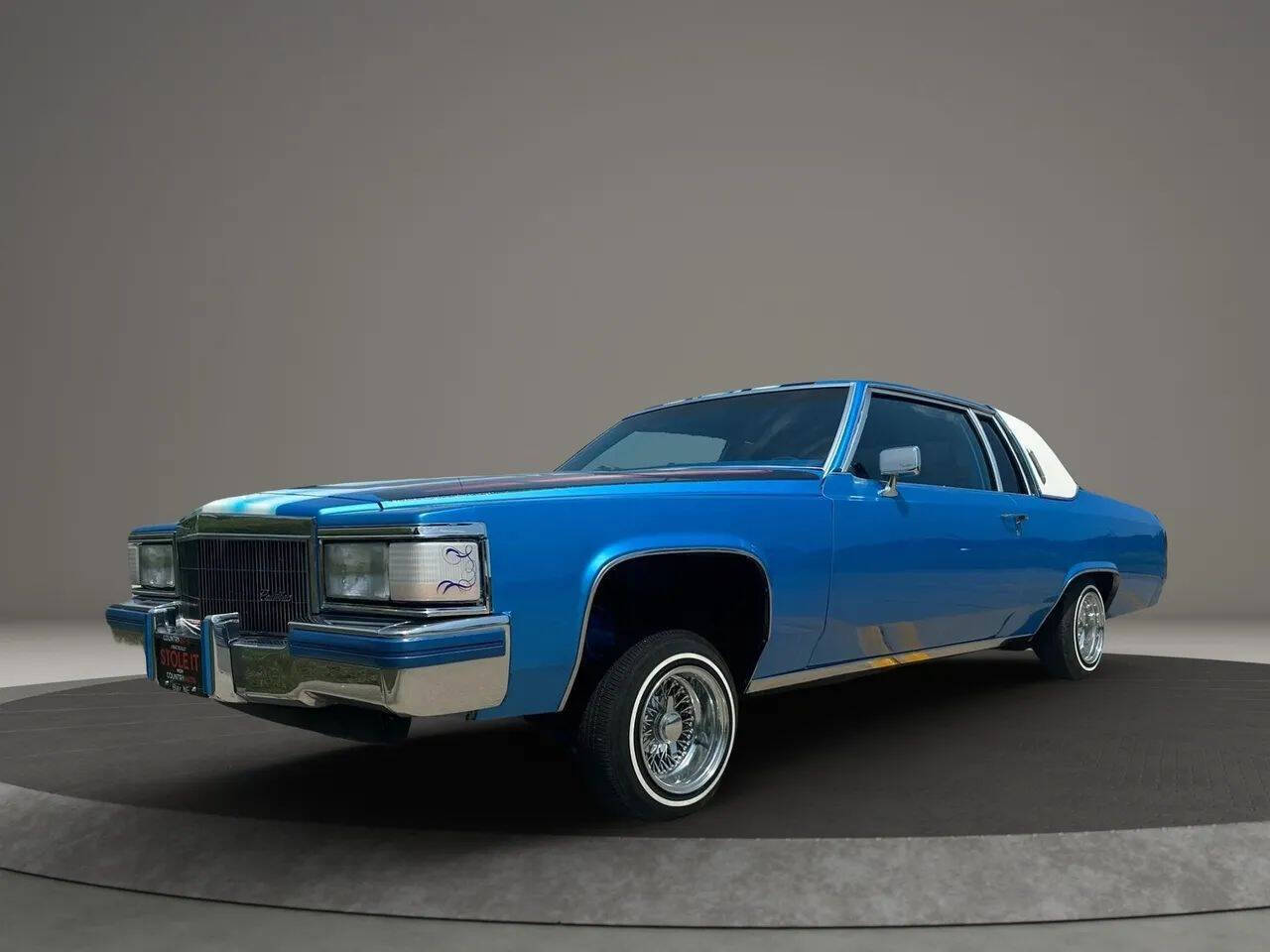Cadillac-Deville-1983-Blue-Blue