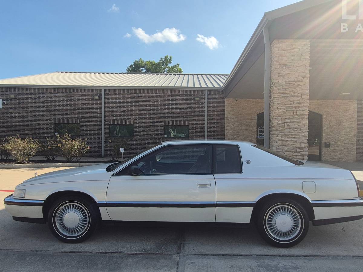 Cadillac-Eldorado-1993-white Cadillac-Eldorado-1993-white