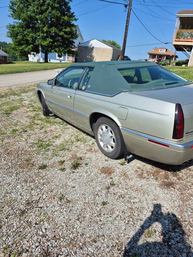 Cadillac-Eldorado-1996