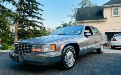 Cadillac Fleetwood 1994