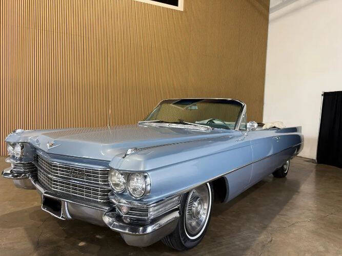 Cadillac-Series-62-1963-Light-Blue-Light-Blue-Leather