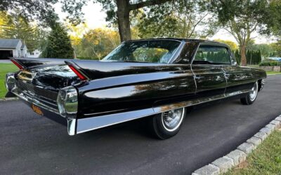 Cadillac Series 62 4 Window sedan 1962