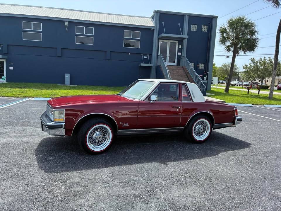 Cadillac-Seville-1976