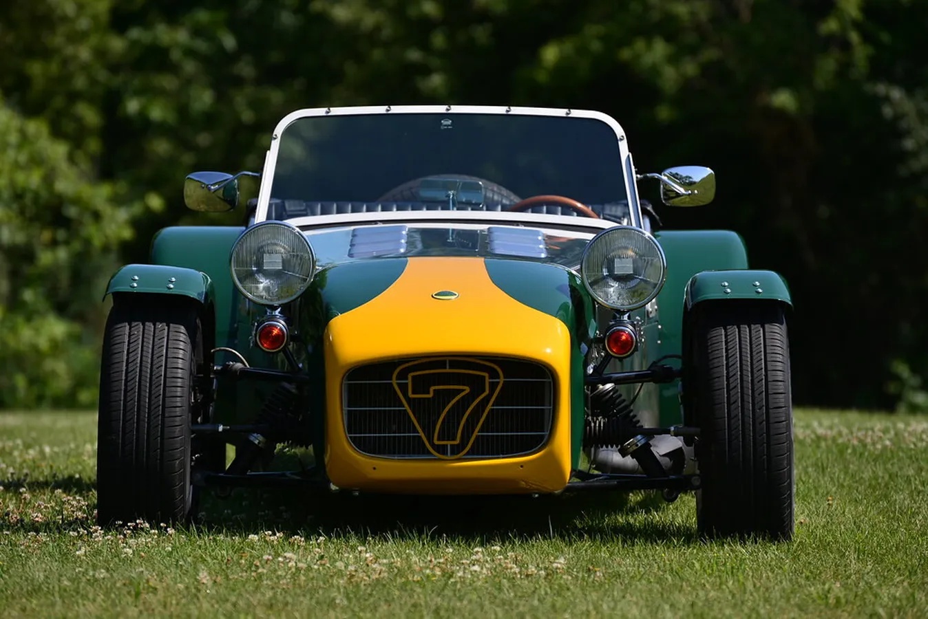 Caterham-Super-7-1980-Green-And-Polished-Aluminum-Black