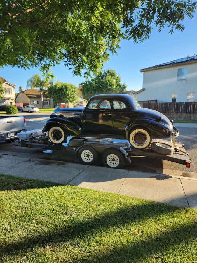 Chevorlet-business-coupe-1939-black
