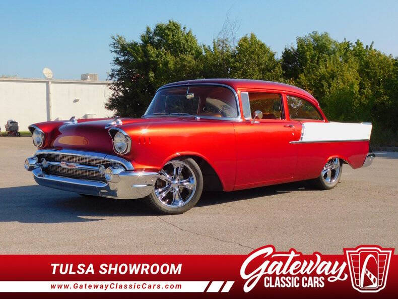 Chevrolet-150-1957-Red-Tan