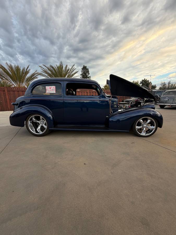 Chevrolet-1939-blue