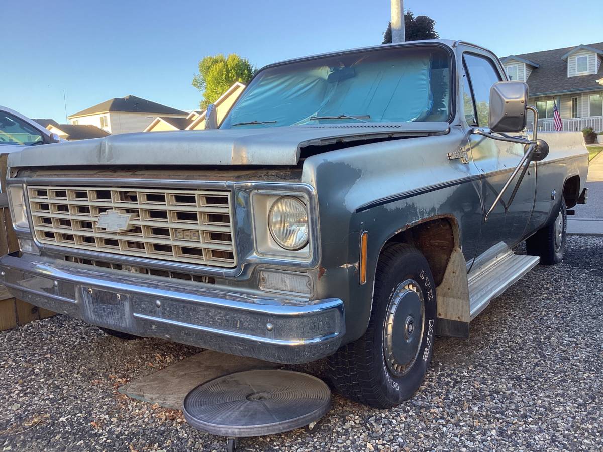Chevrolet-1975