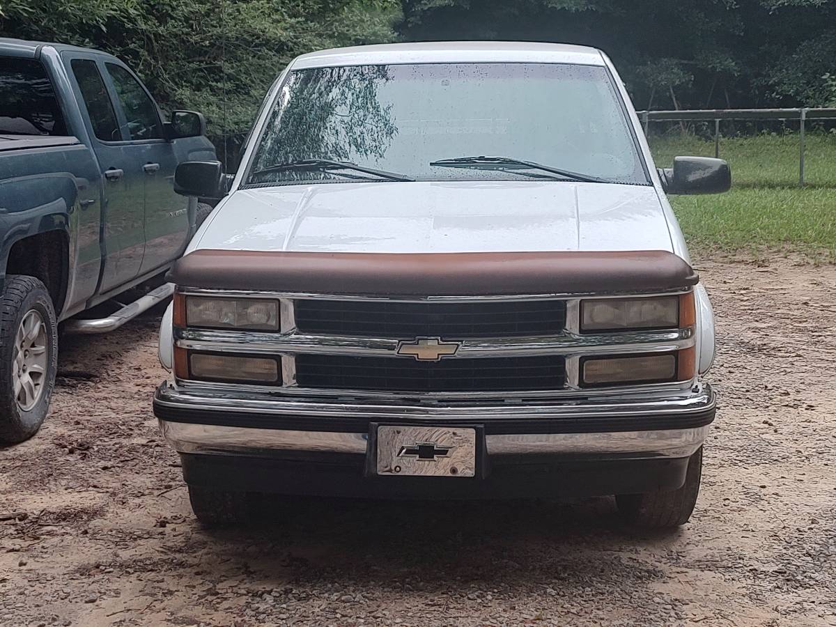 Chevrolet-1996-white