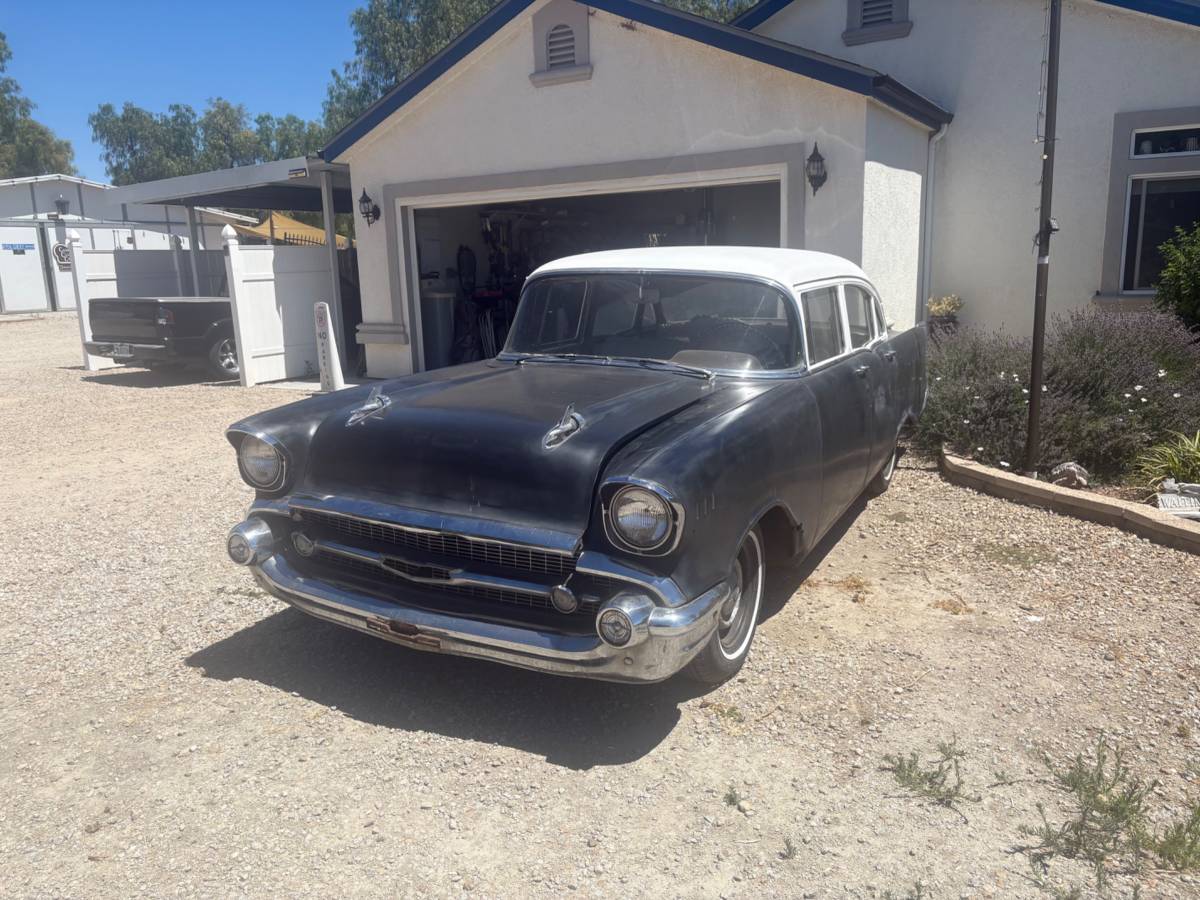 Chevrolet-210-1957