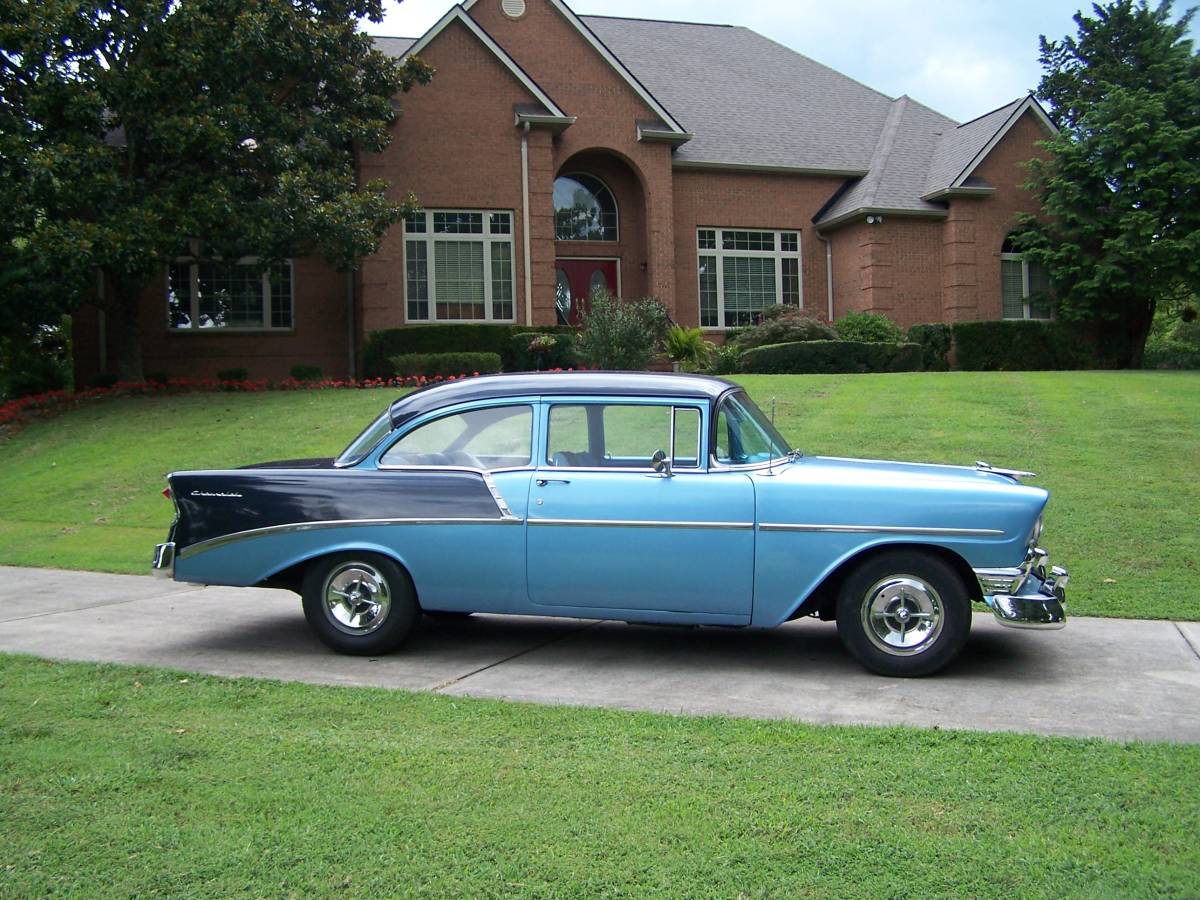 Chevrolet-210-sedan-1956-blue