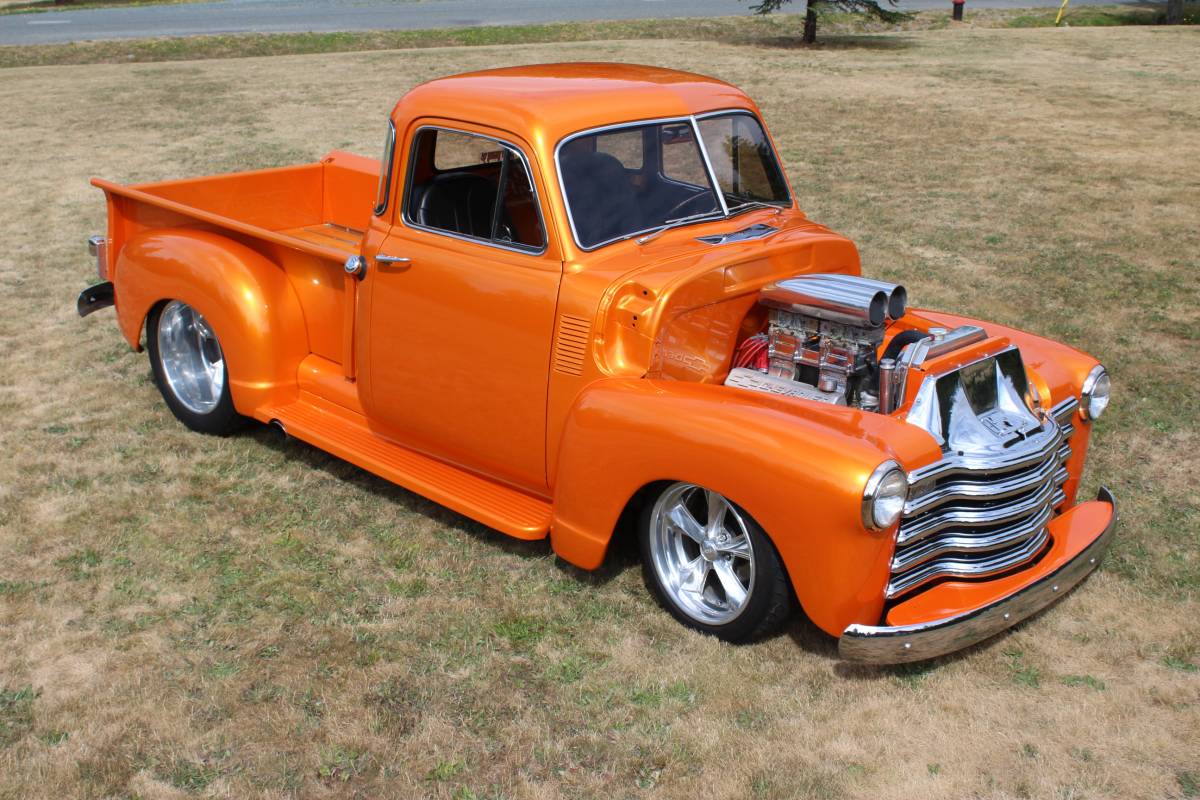 Chevrolet-3100-five-window-1951-orange