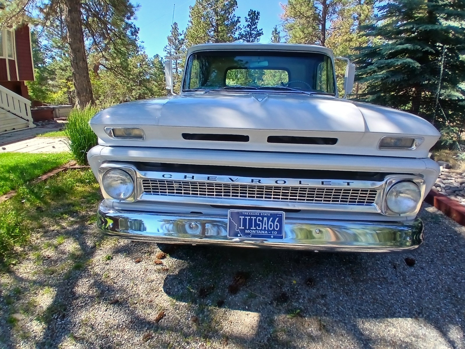 Chevrolet-34-Ton-Pickup-1966-Standard-Cab-Pickup-Gold