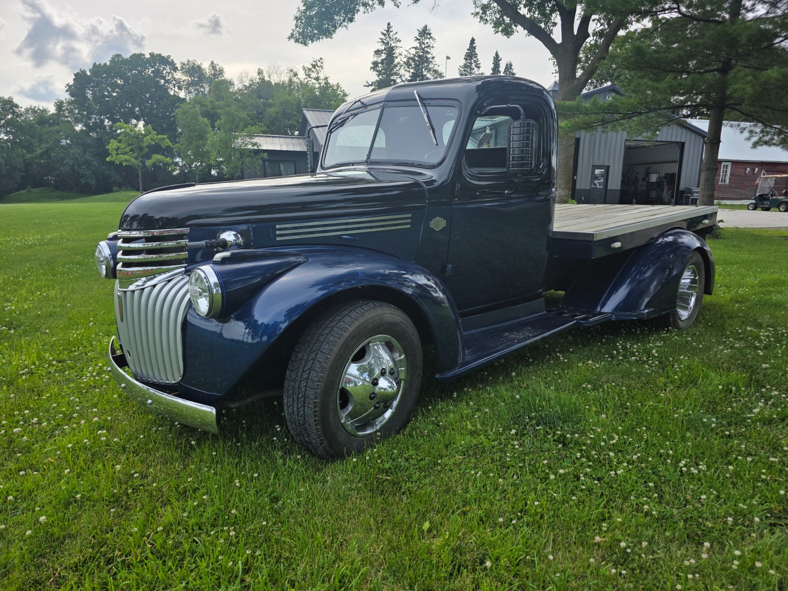 Chevrolet-3500-1941-Standard-Cab-Pickup-Gray