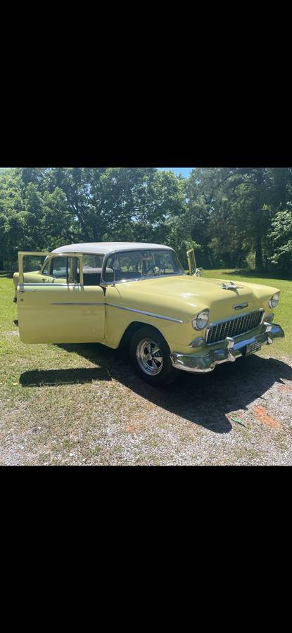Chevrolet-4-door-hard-top-1955-yellow