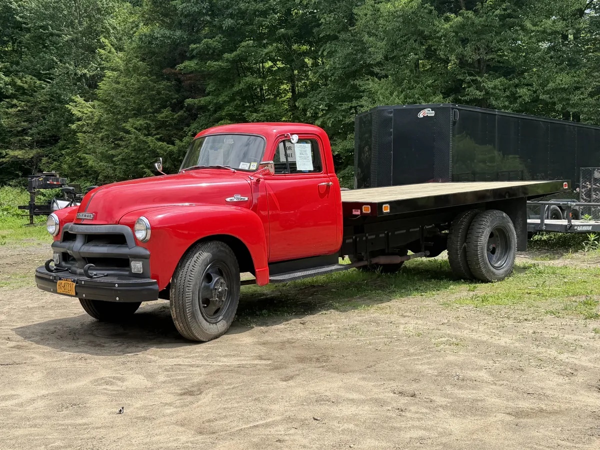 Chevrolet-6500-1955-Red-Grey