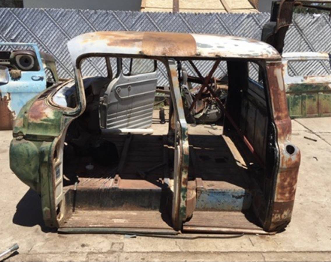 Chevrolet-Apache-1956-custom