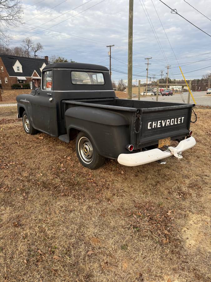 Chevrolet-Apache-truck-1958-black