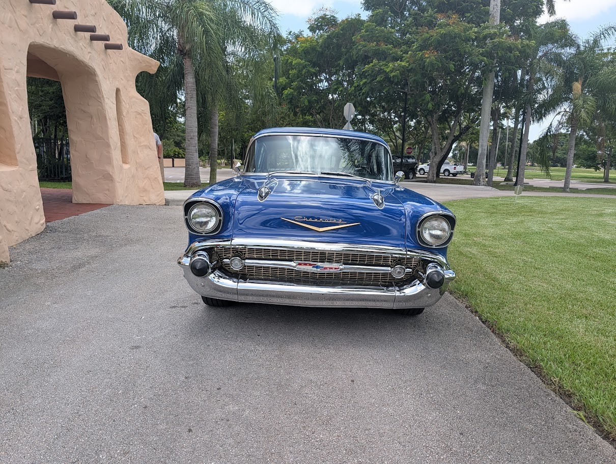 Chevrolet-Bel-Air150210-1957-Sedan-Black