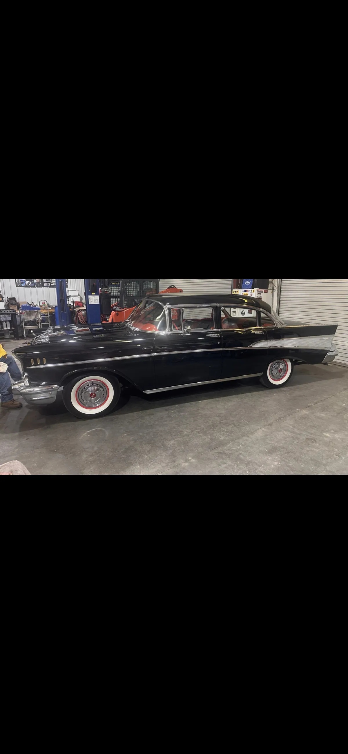 Chevrolet-Bel-air-1957-Black-Red-And-Black-Original