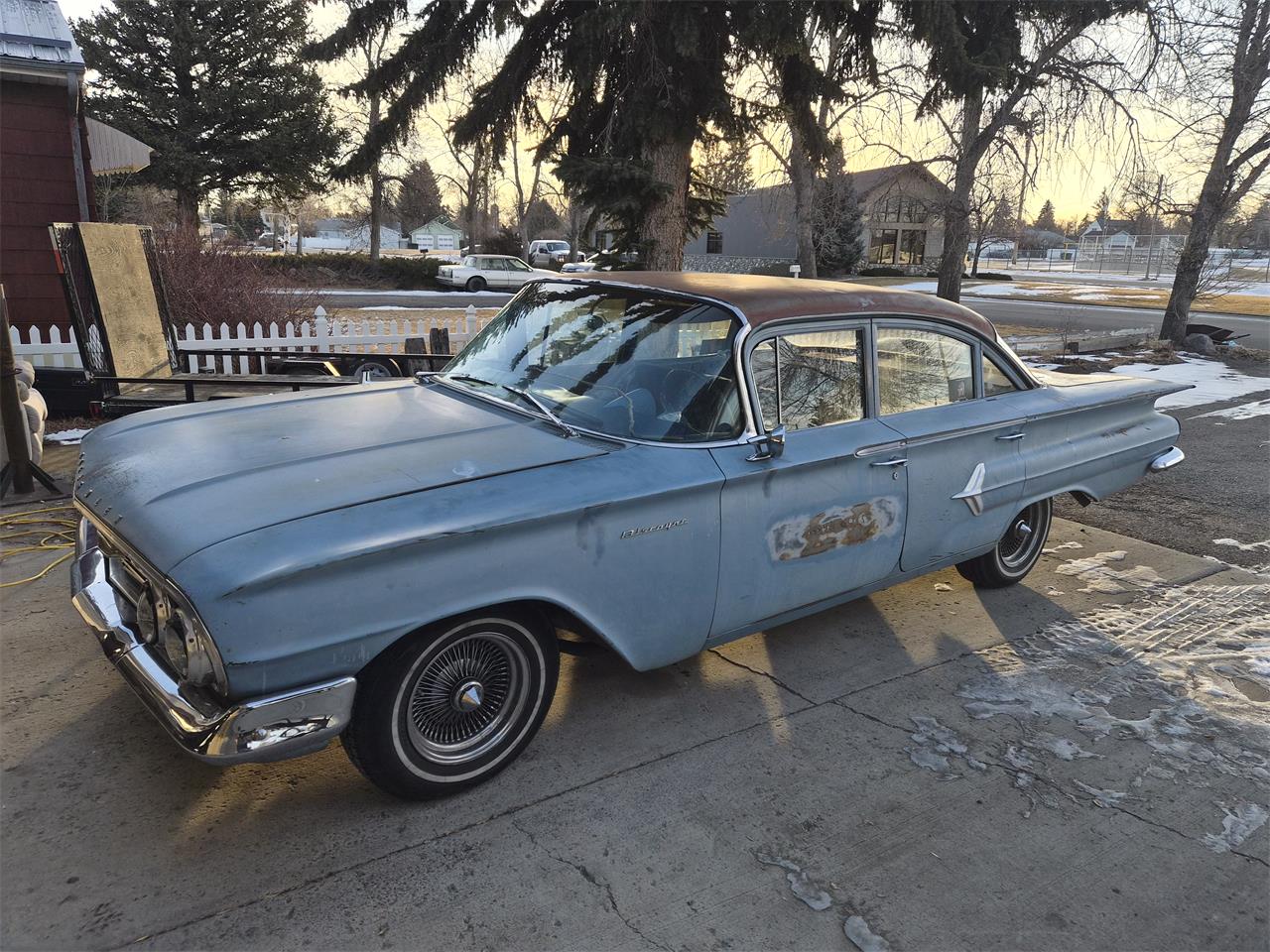 Chevrolet-Biscayne-1960-light-blue-light-blue