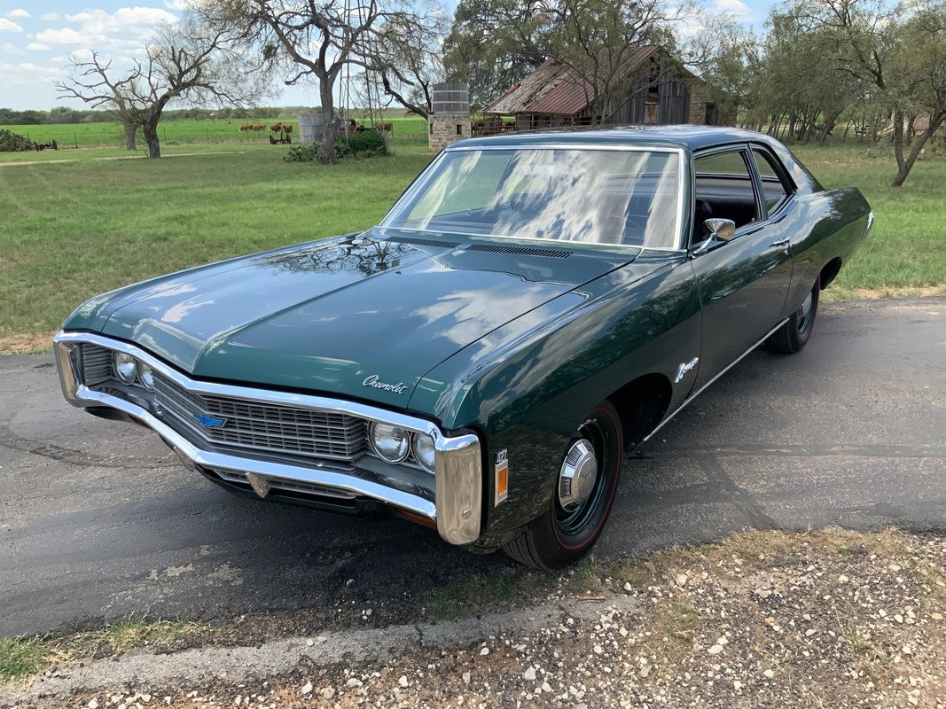 Chevrolet-Biscayne-1969-Coupe-Black