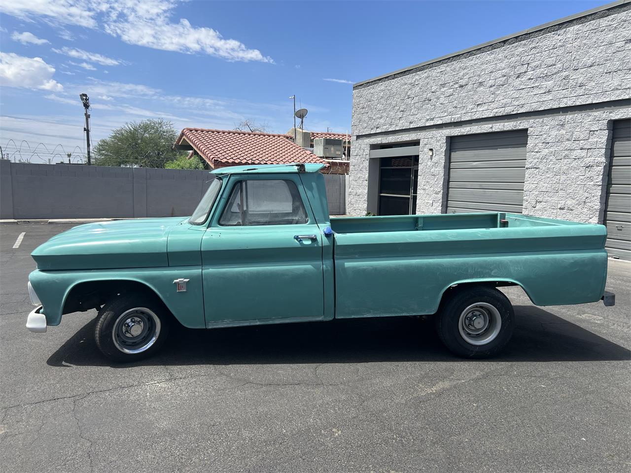 Chevrolet-C10-1964-Light-green-Grey-tan