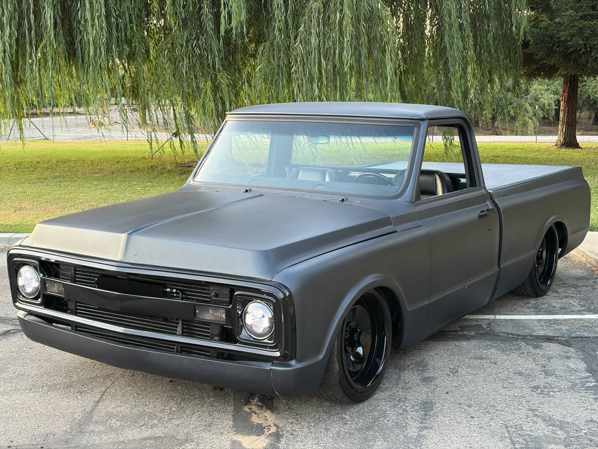 Chevrolet-C10-1969-black