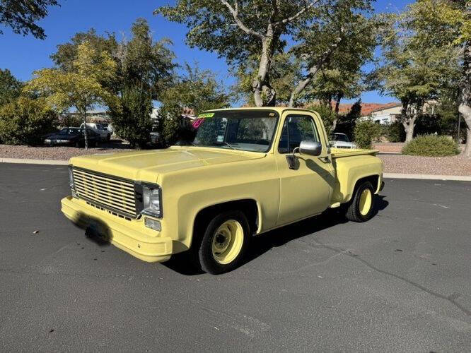 Chevrolet-C10-1978-Yellow-Gray