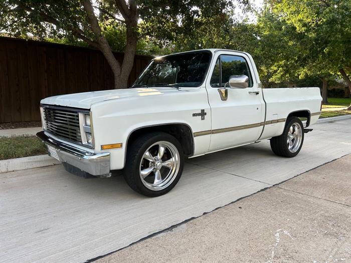 Chevrolet-C10-1988-White
