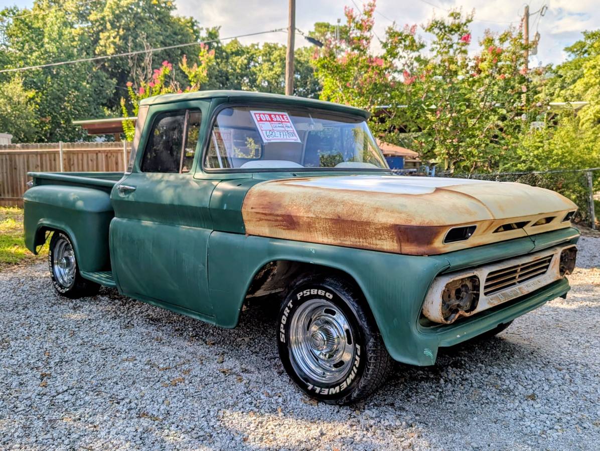 Chevrolet-C10-apache-1960-green