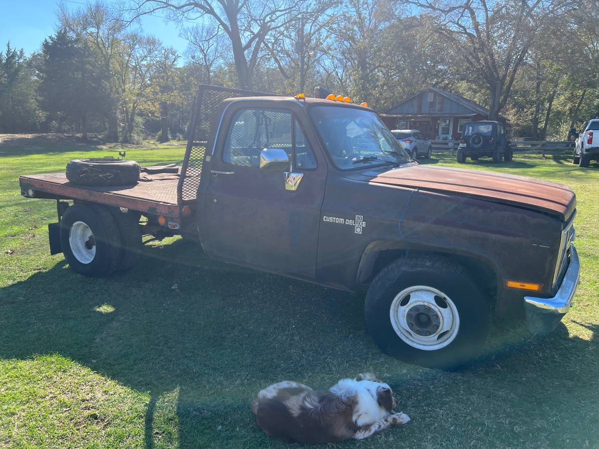 Chevrolet-C30-1986-brown
