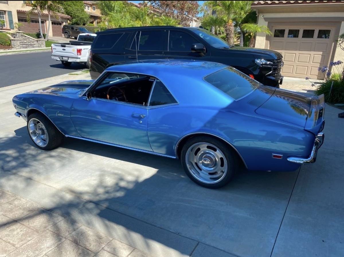 Chevrolet-Camaro-1968