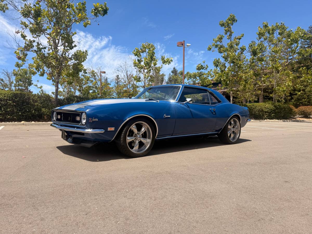 Chevrolet-Camaro-1968-blue