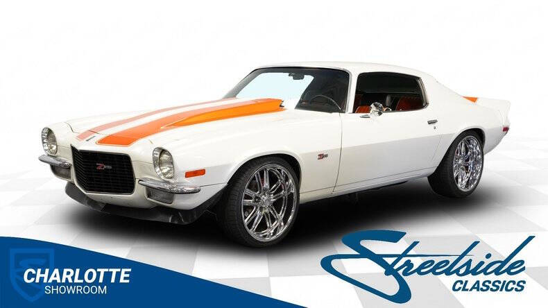 Chevrolet-Camaro-1970-White-Black