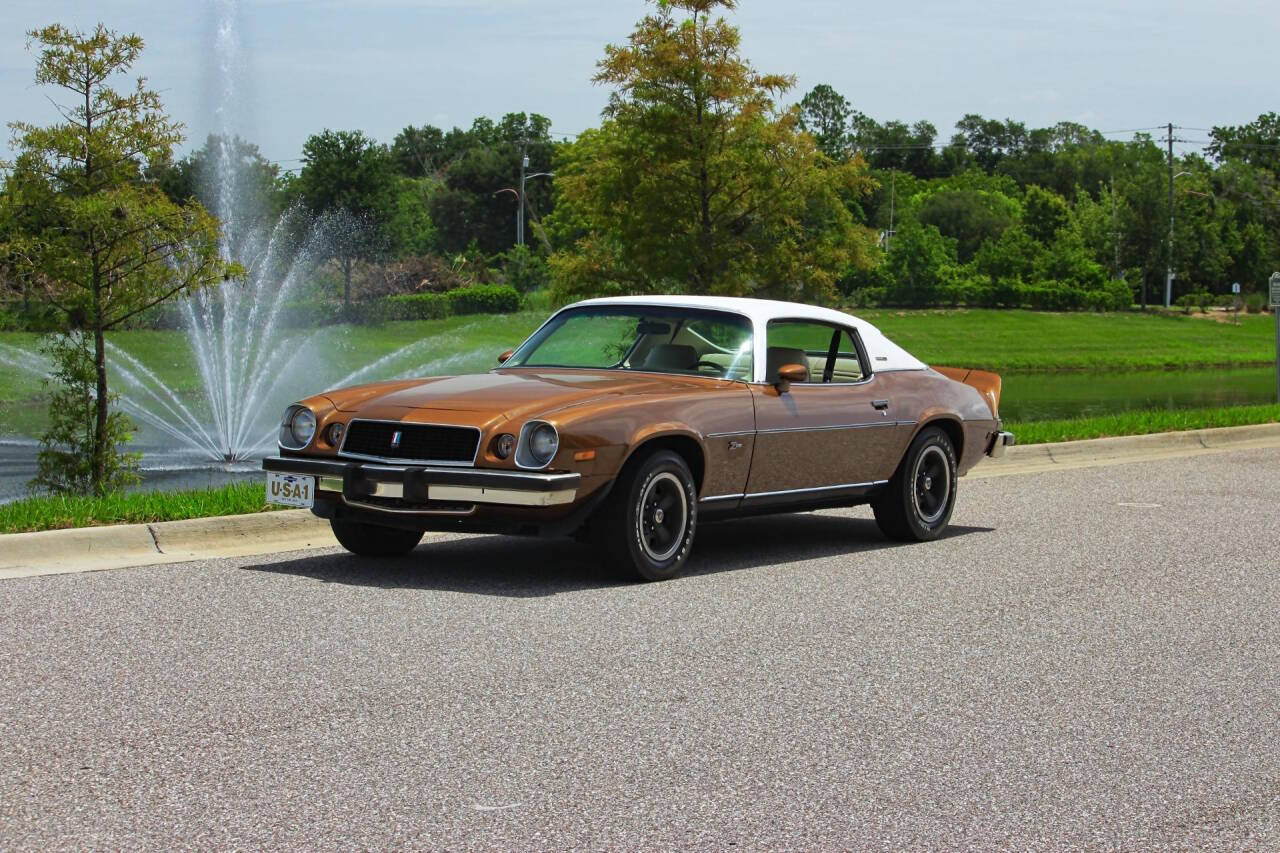 Chevrolet-Camaro-1974-Golden-Brown-Metallic-Beige-Interior