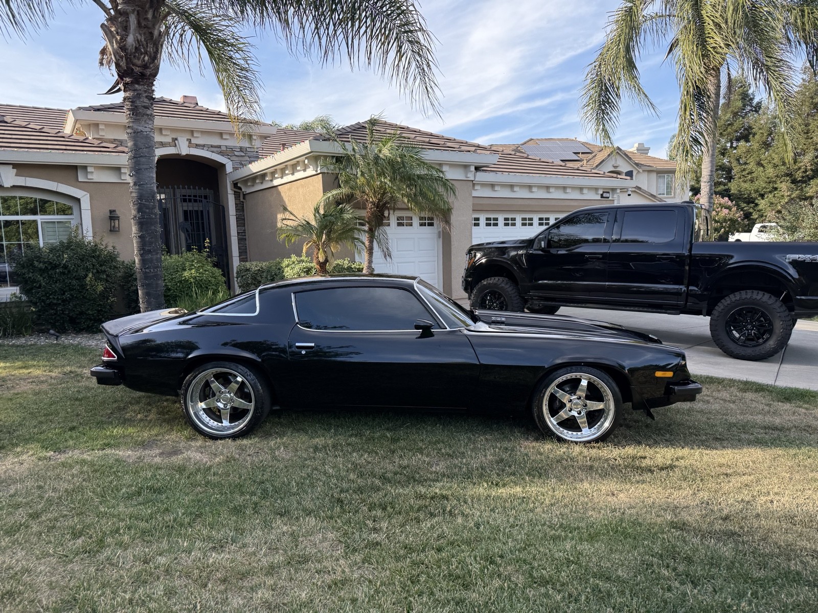 Chevrolet-Camaro-1977