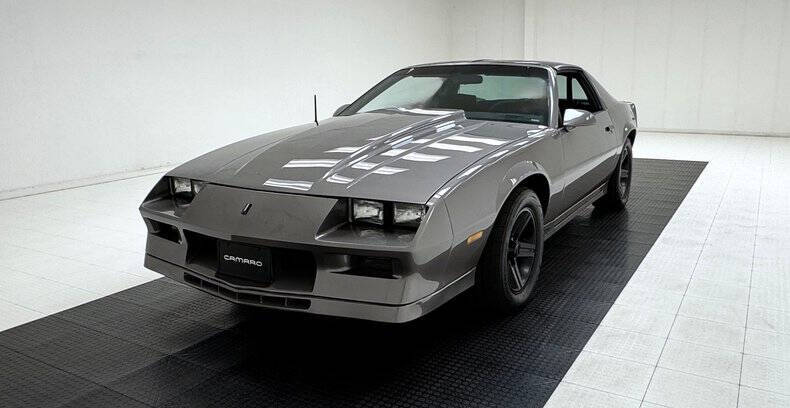 Chevrolet-Camaro-1984-Charcoal-Pearl-Black